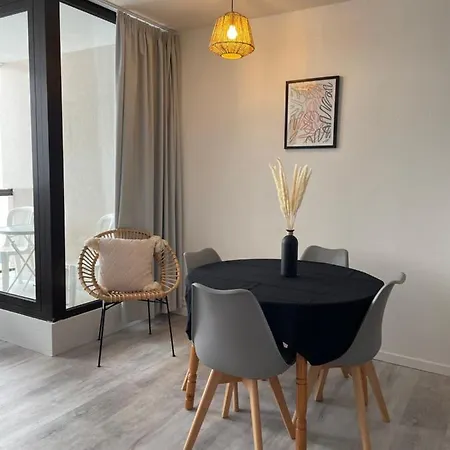 Au Coeur De La Station De Super-besse