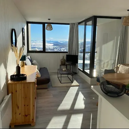Au Coeur De La Station De Super-besse Apartment *